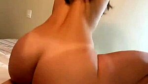 Roommate in gray beanie delivers great dorm pussy fuck