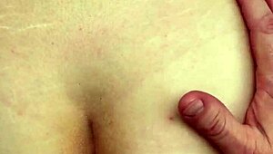 Streetwalker Rides Reverse Cowgirl in Truck Fucks Standing Gets Huge Ass Cumshot