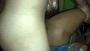 Secret amateur couple films mature Indian milf's pussy and anal quickie