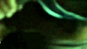 redbone thick sweetie slurps bbc in the dark 😋💦