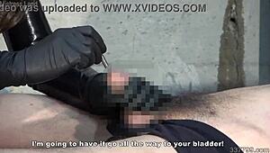 Japanese Mistress Kira Demonstrates Facesitting and Torment Session