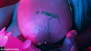 i stuff latex pantyhose in morrigan's feet craving that fetish rush