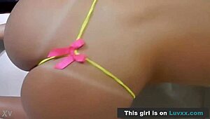 im sexy latina from columbia teasing my big ass in bikini uuh