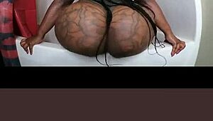 narrative of a big ebony woman in amateur showcase