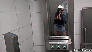 hot wife flashing big ass doggystyle cum on beach public 😈🌴