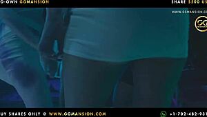 why do these bitchy girls shake asses while masturbating so hot?