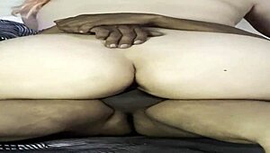 Hey neighbor, cornudo's gone - my pussy's dripping, hurry over for creampie pounding!