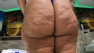 gordinha no motel se exibindo gozando alto com masturbação