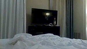 Hotel Staff Catches BBW Milf Deepthroating Massive BBC from Black Master