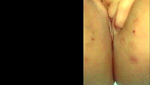 Amateur Milf Fingers Pussy Close-Up to Shaking Orgasm with Toys