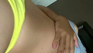 ay mi amor!! mi vecina argentina pierde y me da su culito rico 😍