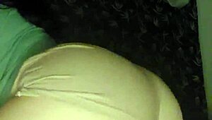 quer ver essa cavalona gostosa gemendo com dildo enfiado fundo?