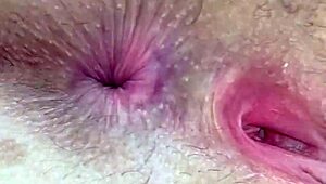 me tocando essa buceta grande e molhada enquanto o corno tá fora 😍💦 ass worship fingering solo