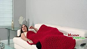 curvy teen stepsis josie tucker teases in tight curves