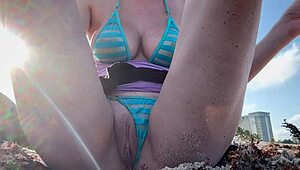 oh man i love flashing my huge italian milf tits and pussy on florida beach