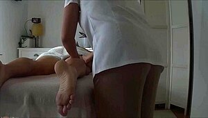 you won't believe this chinese masseuse's huge handjob orgasm in parlor
