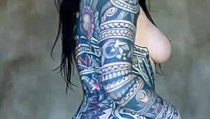 hey tatuada, wanna lick these models' wet pussies in hot lesbian action?