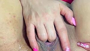 damn, this hot colombian milf blonde fingers her soaked pussy and squirts wildly on cam