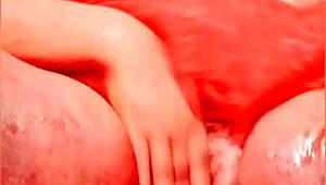 Chubby Queen5 Pounds Pussy in Naughty Homemade Amateur Masturbation Frenzy