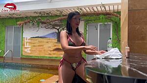 i'm such a horny LATINA BITCH cumming hard by the pool while groping my squirting pussy publicly