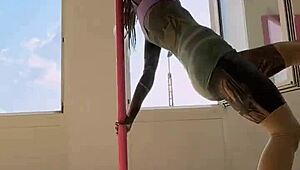 Pole Dancing Lessons From 2beepole Build New Skills Inkedgirl