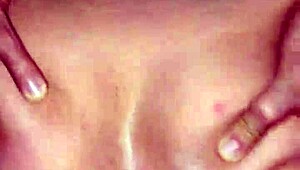 quieres verme cabalgar la polla de mi ex en hotel madrileño con mi coño apretado