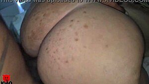 Casada gordinha's fat pussy creampied bareback by neighbor's big black cock doggystyle