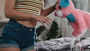 adria rae teaches inexperienced teen gal ritchie pussy licking basics