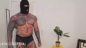 what happens when i hire a ripped guy for a dirty threesome with la paisita oficial and mariana martixs huge curves?