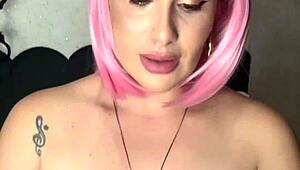 tem que ter disciplina e ser muito obediente se quiser ser dominado por mim na femdom... uhh obedece!
