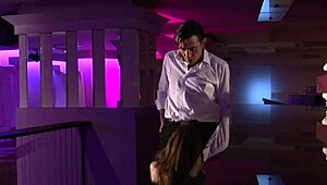 Close-Up Babe Sucks Cock in Intimate Glamour Fuck
