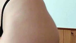 Gym milf latina shifts from casual to sporty lingerie showing big ass