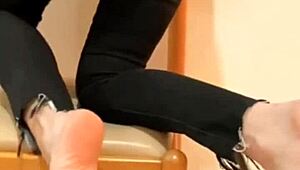 Wow millionaire boss lady feet make you cum hard!