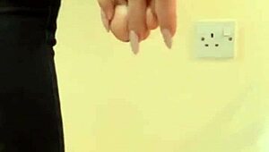 Wow millionaire boss lady feet make you cum hard!