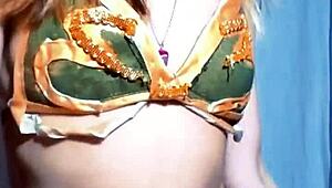 wanna see petite blonde latina bonneyuwu cosplay leia in star wars tease?