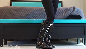 Boot slut drowns in mega cum load from hunter!