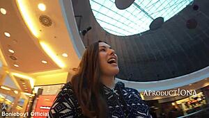 Aleya Sun soaks jeans wetting thrill in mall toilet shop 🚿🛒