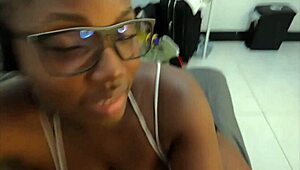 Shocked while ebony sloppy deepthroat hits as stepdaughter spots us!