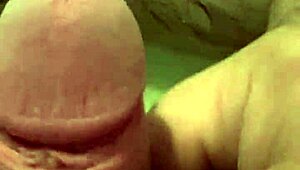 Solobdsmman enjoys a little cumshot session