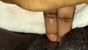 sexy diva fingers her tight pussy