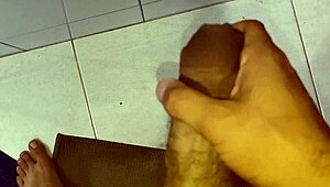 punheta bem gostosa do corno