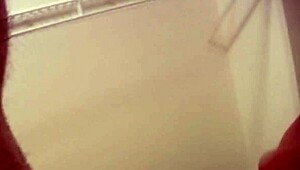 naked natural big boobs girl caught on camera
