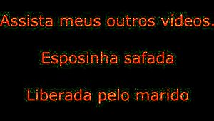 Eu dando para um amigo que conheci na internet e filmando pro meu marido ver