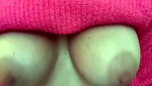 Long big boobs bouncing session for artemisia love
