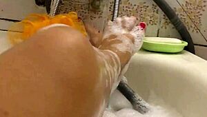 Enjoy this fun soft bath game today