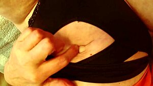 Dawnskye1962 Gets Excited Touching Belly Button Armpits