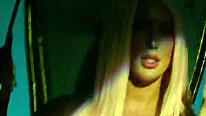 Hot girl sings taste in official music video