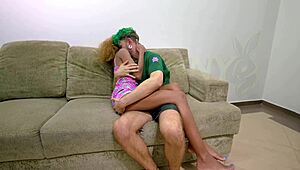 fodi a buceta pequena da novinha preta