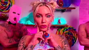 Hot girl sings taste in official music video