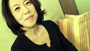 asian brunette junko sakashita got so excited by a guy that she showed her boobs on the street